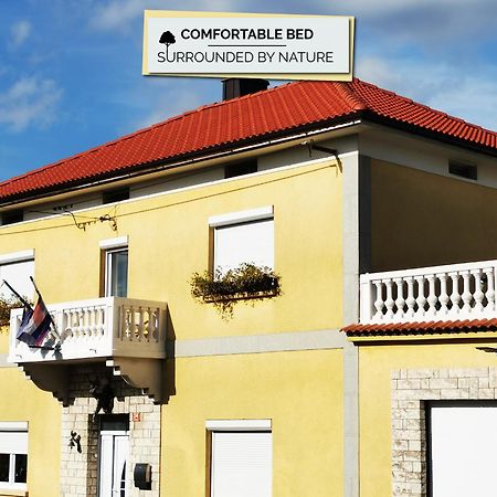 Vila Antik Ilirska Bistrica Exterior foto
